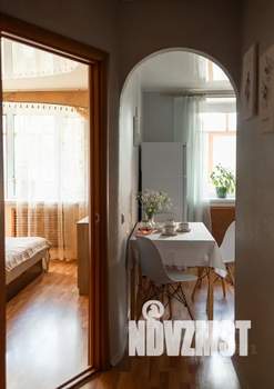 1-к квартира, посуточно, 38м2, 4/14 этаж