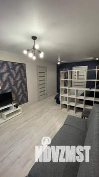 1-к квартира, посуточно, 37м2, 1/9 этаж