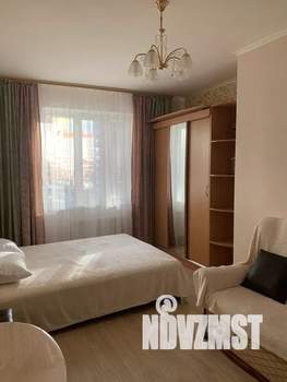 1-к квартира, посуточно, 35м2, 4/19 этаж
