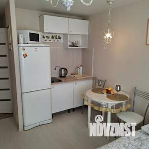 Студия квартира, посуточно, 20м2, 1/5 этаж