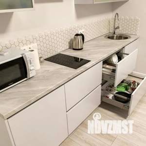 Студия квартира, посуточно, 30м2, 16/19 этаж