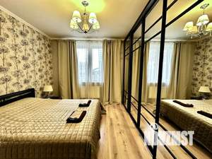 2-к квартира, посуточно, 65м2, 2/18 этаж