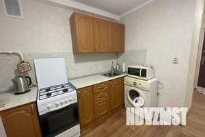 2-к квартира, посуточно, 48м2, 8/10 этаж