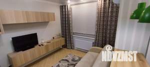 Студия квартира, посуточно, 35м2, 10/19 этаж