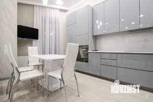 3-к квартира, на длительный срок, 120м2, 7/7 этаж