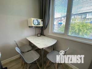 2-к квартира, посуточно, 47м2, 1/1 этаж