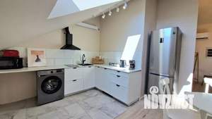 Студия квартира, посуточно, 61м2, 3/3 этаж