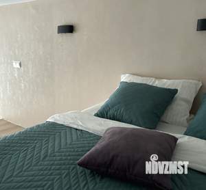 Студия квартира, посуточно, 38м2, 1/17 этаж