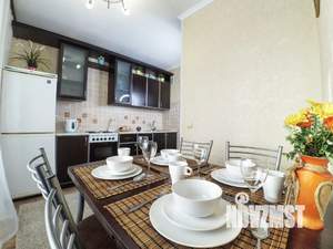 1-к квартира, посуточно, 42м2, 13/16 этаж