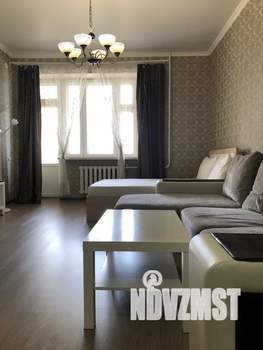 1-к квартира, посуточно, 50м2, 2/5 этаж