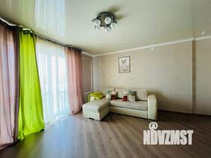 Студия квартира, посуточно, 36м2, 13/19 этаж