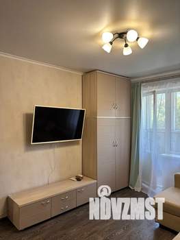 1-к квартира, посуточно, 33м2, 3/16 этаж