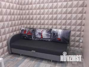 Студия квартира, посуточно, 20м2, 1/12 этаж