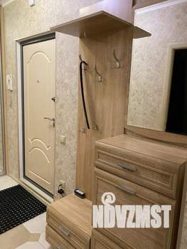 1-к квартира, посуточно, 37м2, 4/10 этаж