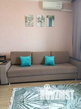 1-к квартира, посуточно, 44м2, 8/14 этаж