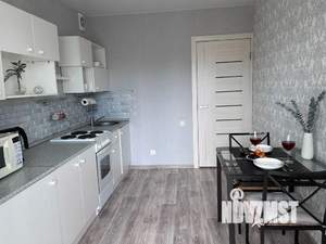 1-к квартира, посуточно, 39м2, 9/10 этаж