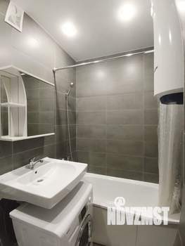 1-к квартира, посуточно, 37м2, 7/10 этаж