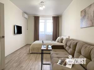 1-к квартира, посуточно, 42м2, 11/16 этаж