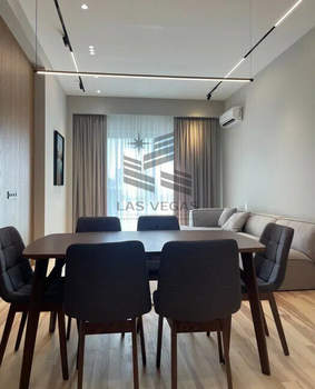 3-к квартира, на длительный срок, 110м2, 4/5 этаж