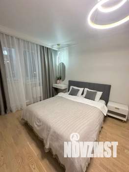 1-к квартира, посуточно, 45м2, 3/6 этаж