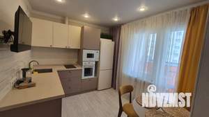 1-к квартира, посуточно, 35м2, 6/18 этаж