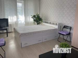 1-к квартира, посуточно, 32м2, 4/5 этаж