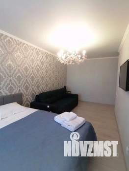 1-к квартира, посуточно, 38м2, 1/1 этаж