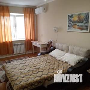 1-к квартира, посуточно, 37м2, 7/9 этаж