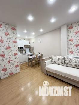 1-к квартира, посуточно, 40м2, 1/6 этаж