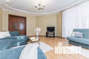 4-к квартира, посуточно, 130м2, 1/5 этаж