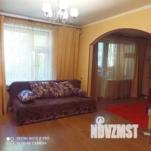 3-к квартира, посуточно, 75м2, 1/9 этаж