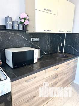 1-к квартира, посуточно, 40м2, 2/10 этаж