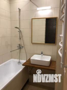 Студия квартира, посуточно, 52м2, 10/16 этаж