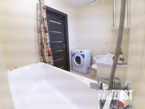 Студия квартира, посуточно, 48м2, 10/18 этаж