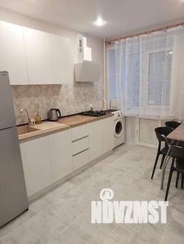 2-к квартира, посуточно, 43м2, 8/10 этаж