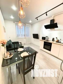 1-к квартира, посуточно, 51м2, 7/18 этаж