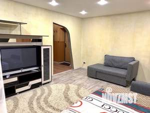 1-к квартира, посуточно, 37м2, 1/1 этаж