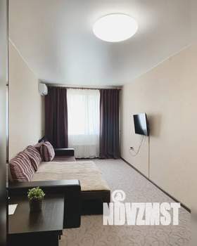 1-к квартира, посуточно, 41м2, 11/19 этаж