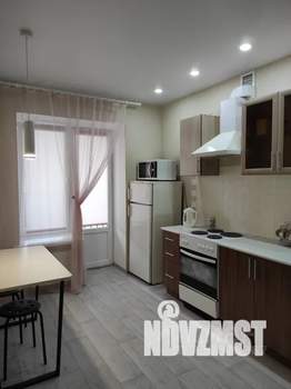 1-к квартира, посуточно, 35м2, 8/10 этаж