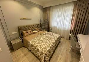 3-к квартира, на длительный срок, 130м2, 4/5 этаж