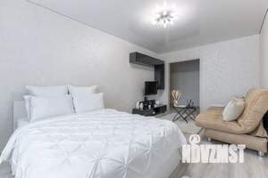 1-к квартира, посуточно, 40м2, 2/18 этаж