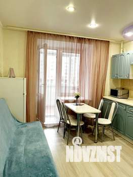 1-к квартира, посуточно, 50м2, 2/18 этаж