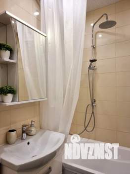 1-к квартира, посуточно, 32м2, 3/5 этаж