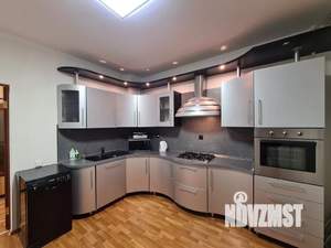 2-к квартира, посуточно, 65м2, 1/1 этаж