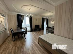 3-к квартира, на длительный срок, 150м2, 4/8 этаж