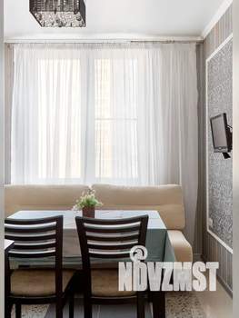 2-к квартира, посуточно, 56м2, 10/18 этаж