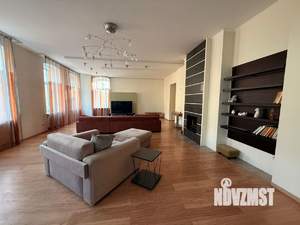 4-к квартира, посуточно, 244м2, 2/2 этаж