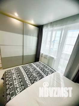 1-к квартира, посуточно, 38м2, 3/10 этаж