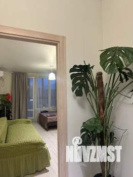 Студия квартира, посуточно, 35м2, 6/16 этаж