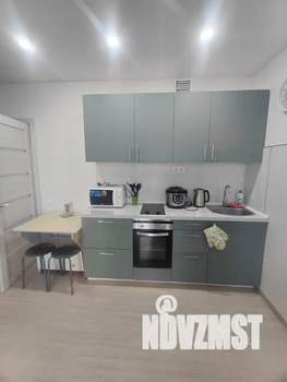 Студия квартира, посуточно, 35м2, 9/19 этаж